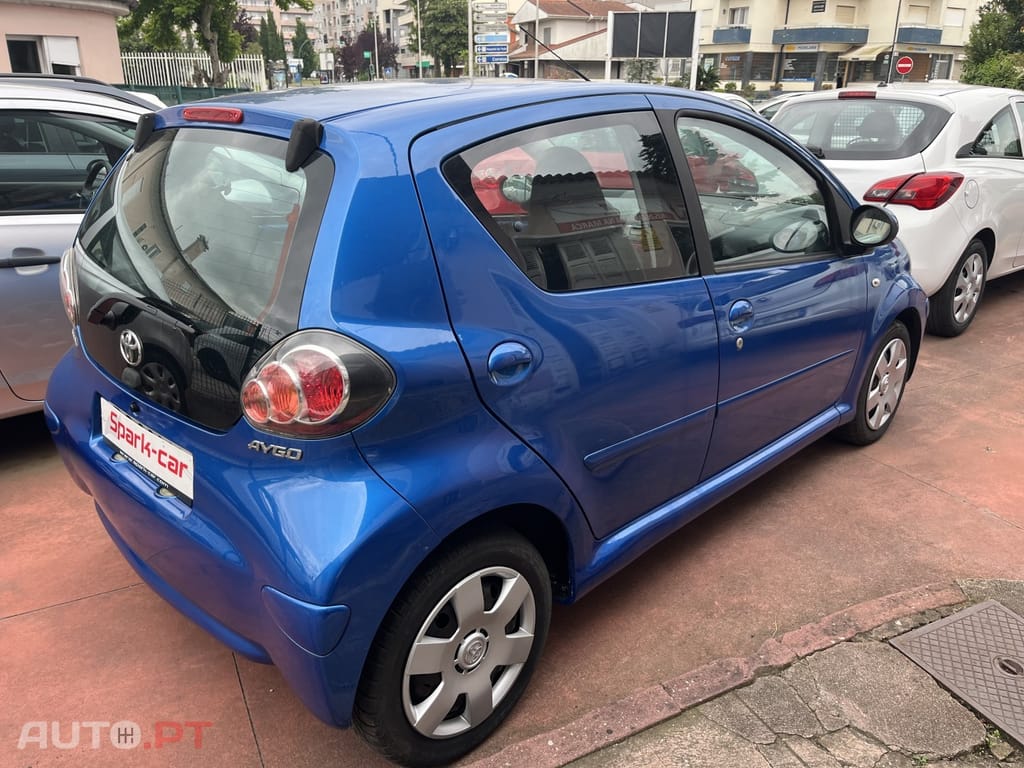 Toyota Aygo 1.0 + Sport Pack