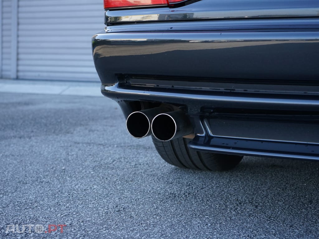 BMW 850 CSi