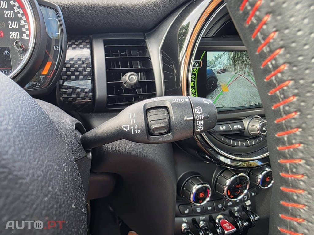 MINI Cooper John Cooper Works Auto Desportiva
