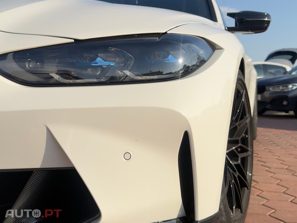 BMW M4 X-DRIVE CARBONO