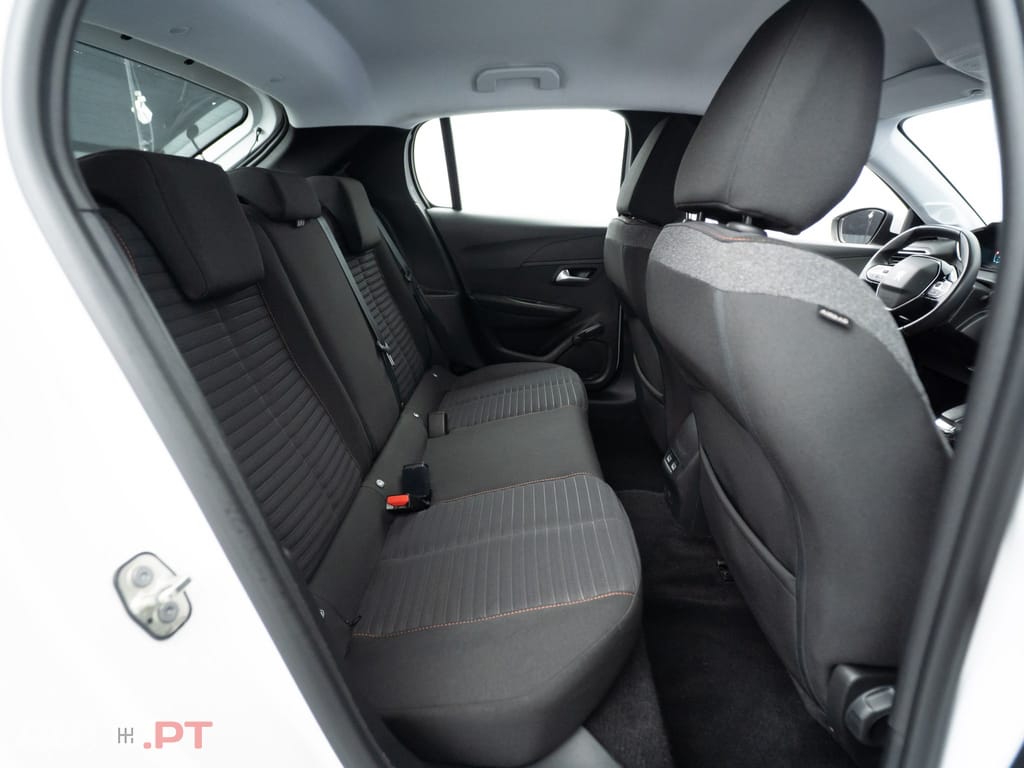 Peugeot E-208 50 kWh Active Pack