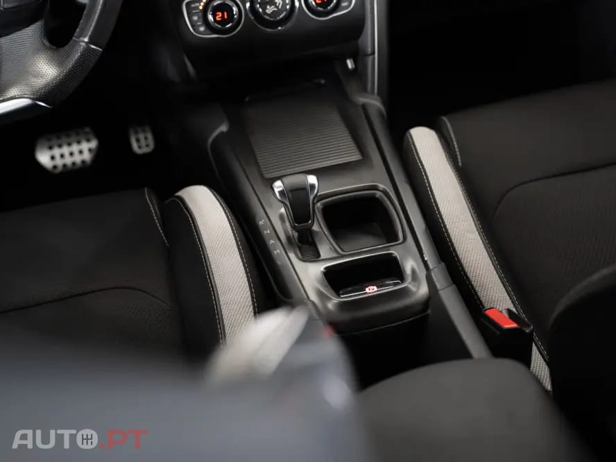 Citroen DS4 1.6 e-HDi So Chic CMP6