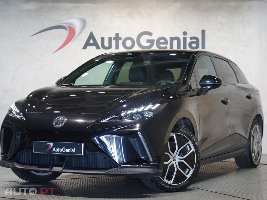 MG MG4 64 kWh Luxury