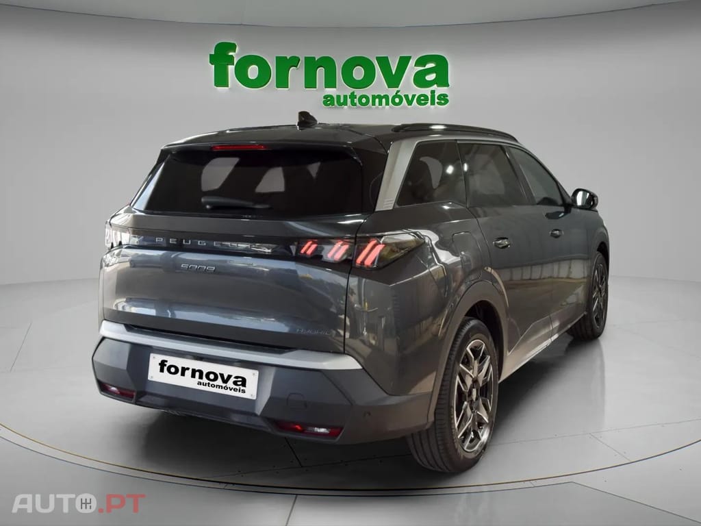 Peugeot 5008 1.2 Hybrid Allure e-DCS6