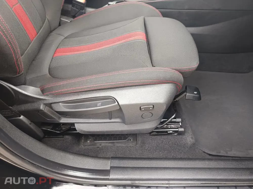 BMW 218 i Sport Line