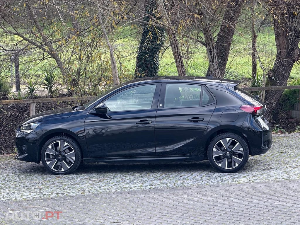 Opel Corsa-E GS Line