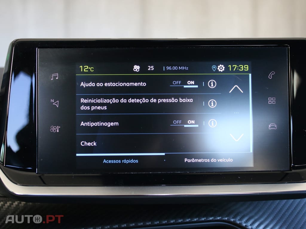 Peugeot E-2008 Allure