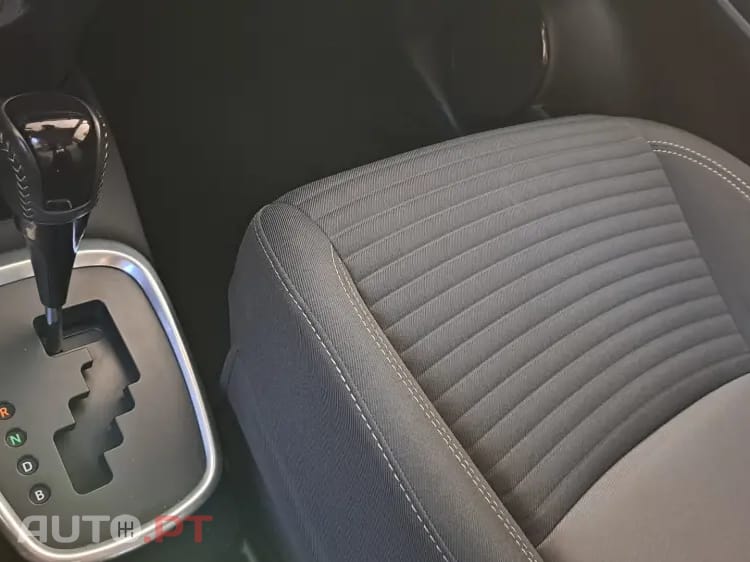 Toyota Yaris 1.5 HSD Sport +P.Techno+P.Luxury