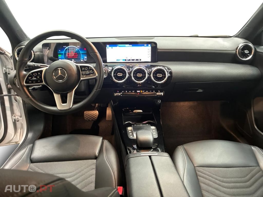 Mercedes-Benz A 250 e Style Line 8G-DCT