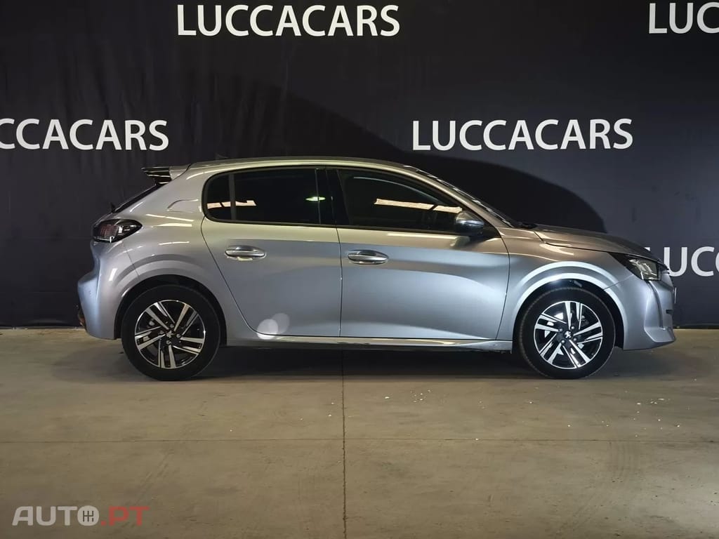 Peugeot 208 PureTech 100 EAT8 Allure Pack