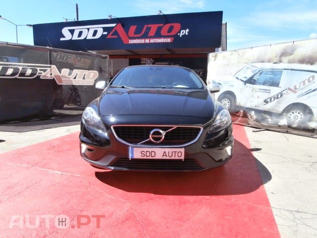 Volvo V40 2.0 D2 R-Design