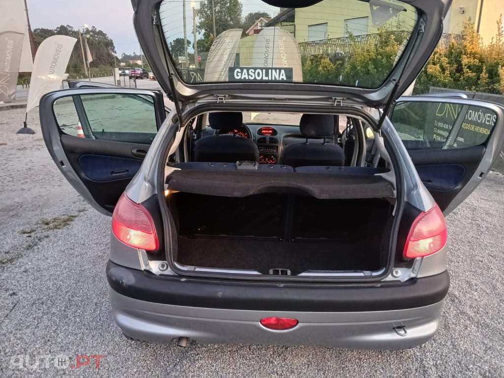 Peugeot 206 1.1 Apenas 80.000Kms!