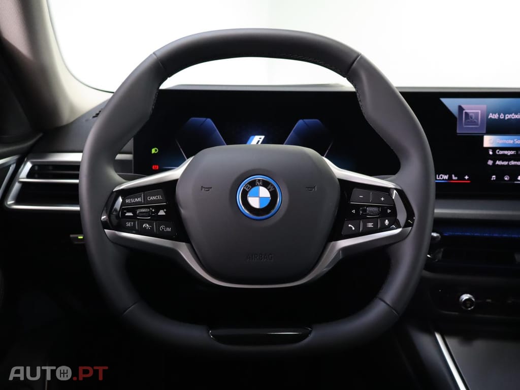 BMW i4 eDrive40