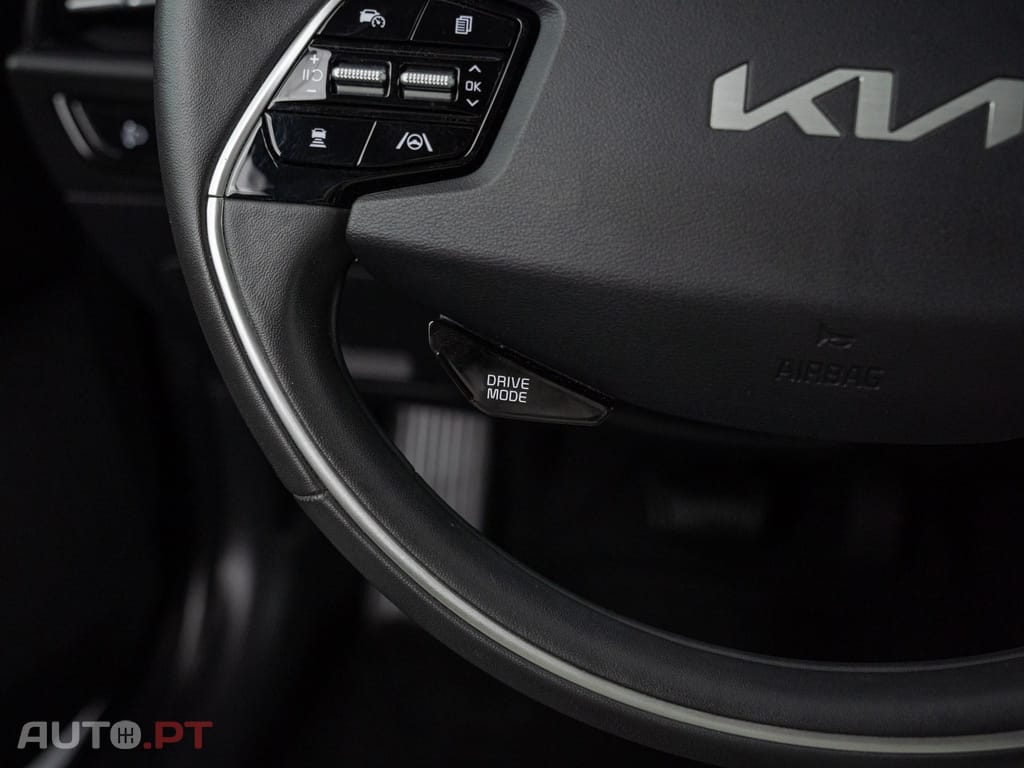 Kia Niro 64kWh Tech
