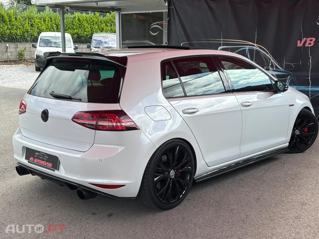 Volkswagen Golf 2.0 TSi GTi DSG Performance
