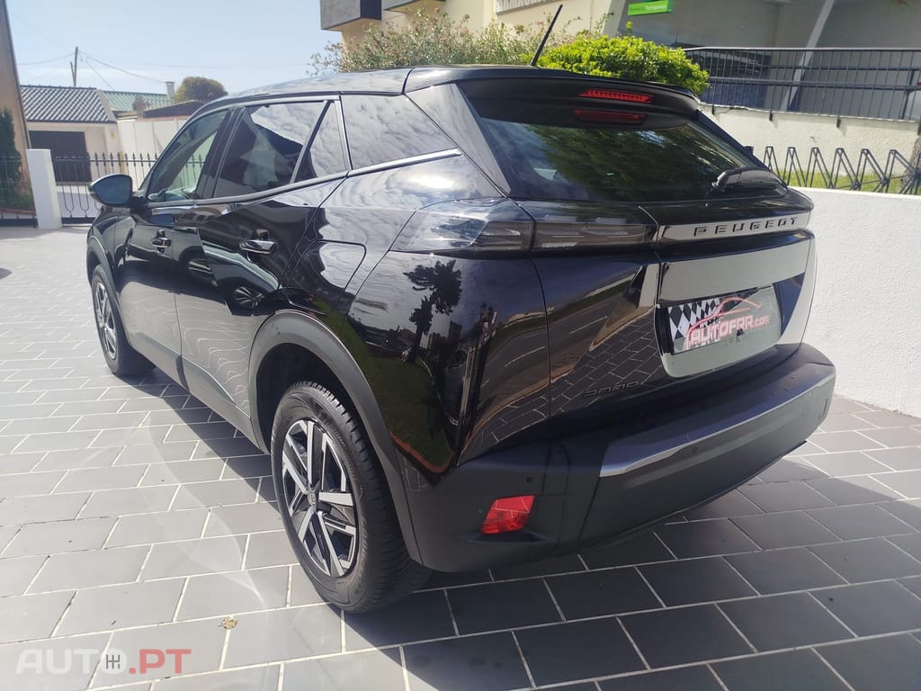 Peugeot 2008 1.2 PureTech Active Pack