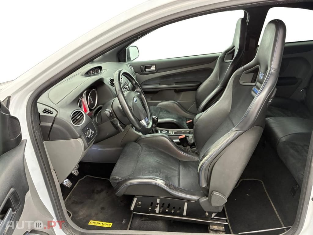 Ford Focus 2.5 T RS