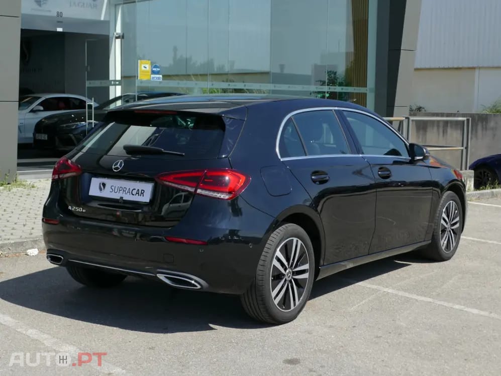 Mercedes-Benz A 250 e Progressive