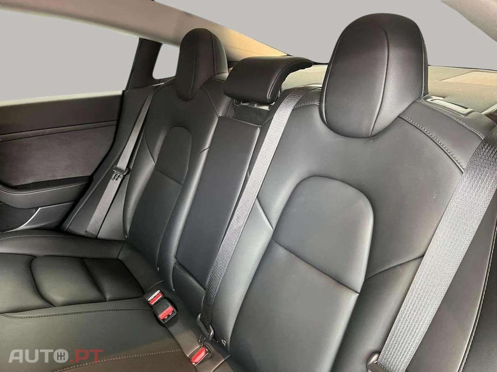 Tesla Model 3 Standard Range