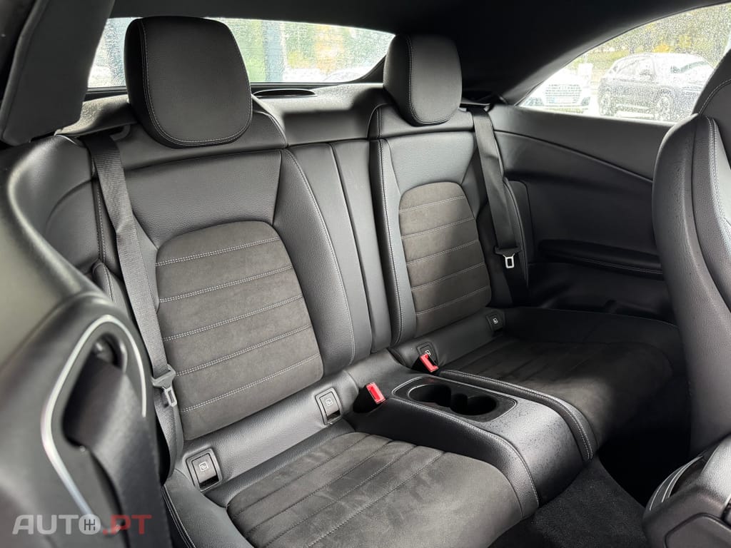 Mercedes-Benz C 180 AMG Line
