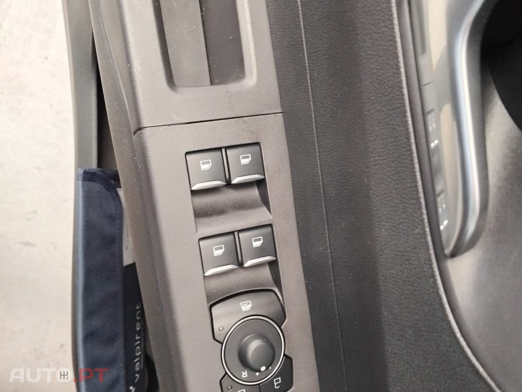 Ford Tourneo 1.0 EcoBoost Titanium