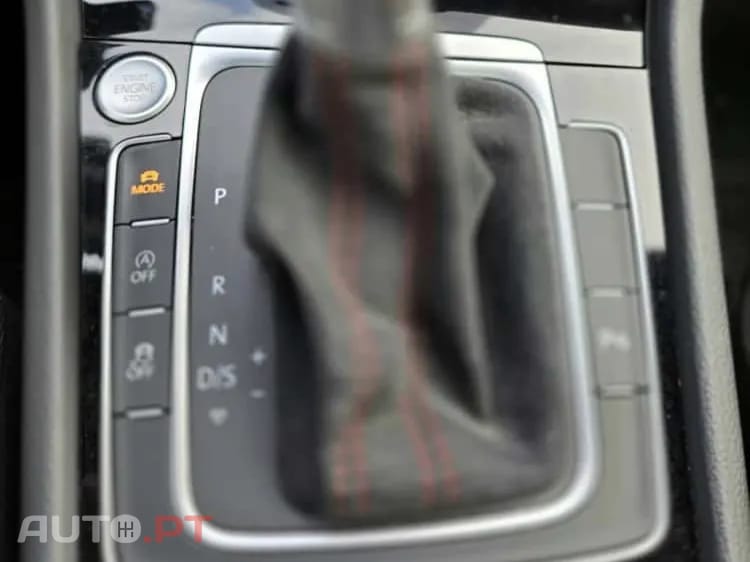 Volkswagen Golf 2.0 TSI GTi TCR DSG