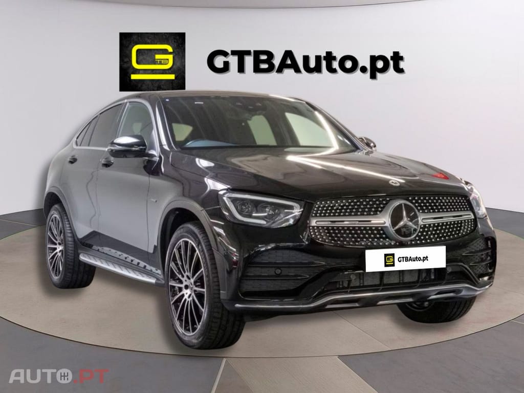 Mercedes-Benz GLC 300 I.V.A DEDUTIVEL de 4M AMG