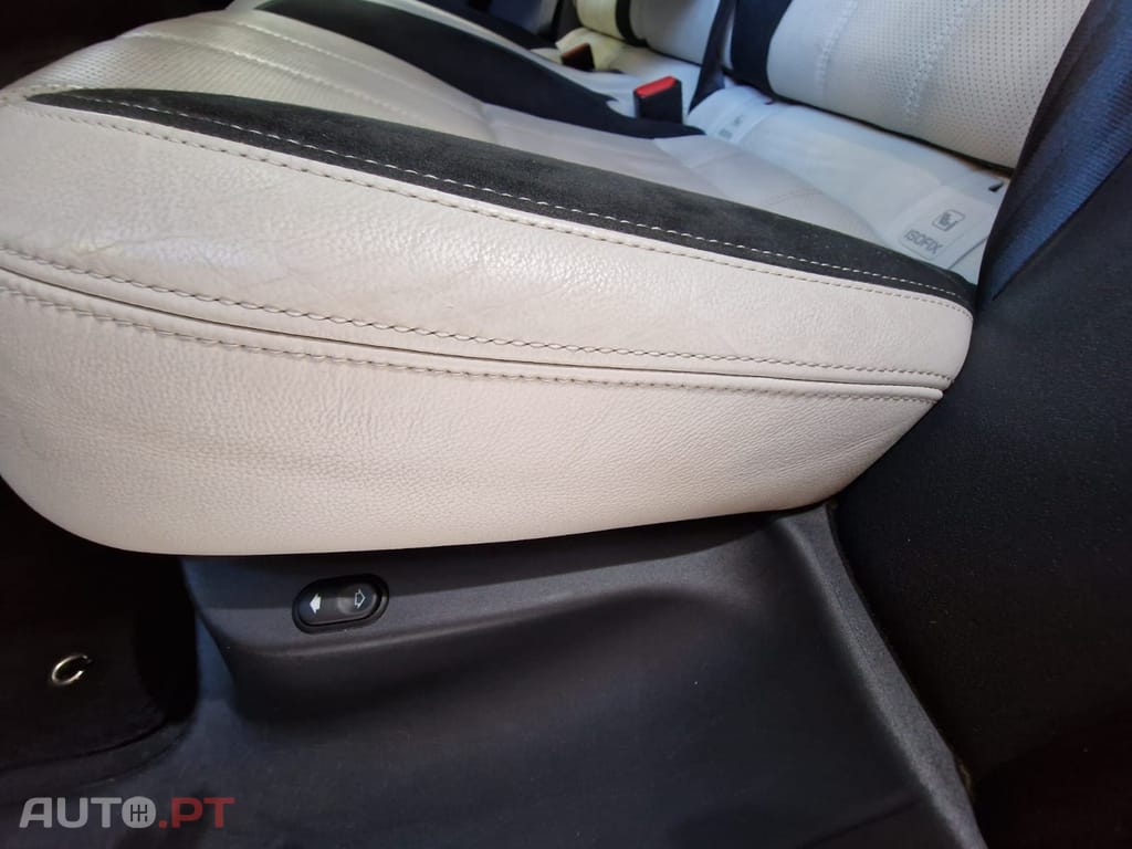 Land Rover Velar 2.0 R-Dynamic 241cv