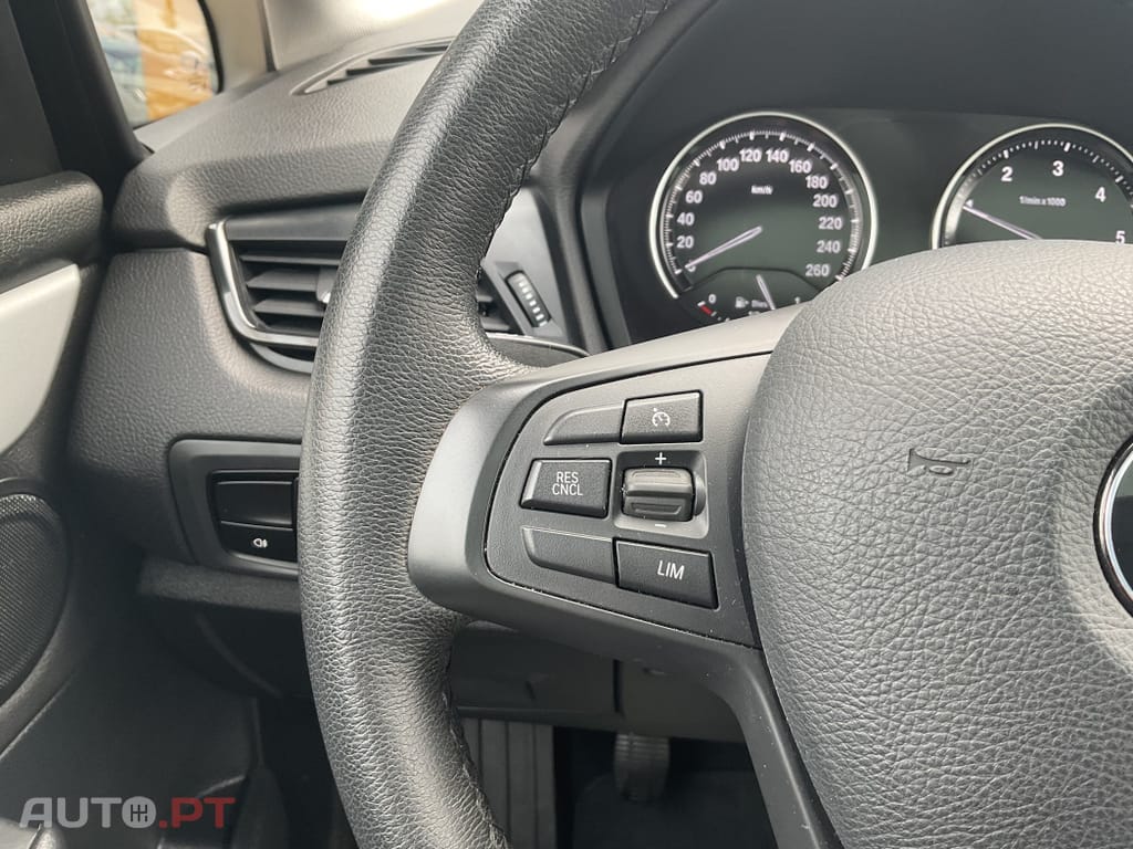 BMW 216 d Advantage