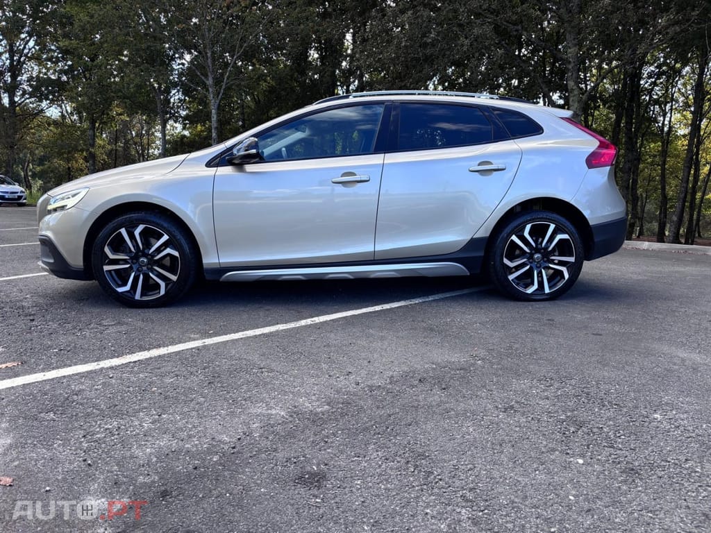 Volvo V40 Cross Country 2.0 D2 Pro