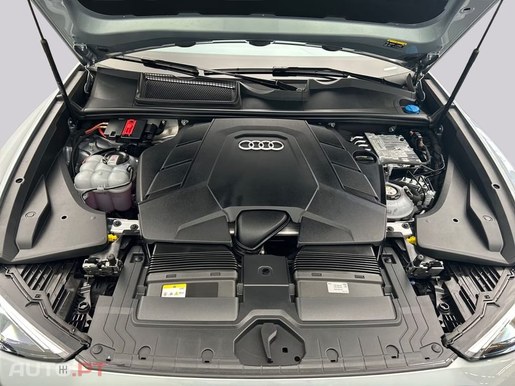 Audi Q8 55 TFSIe qu S line 