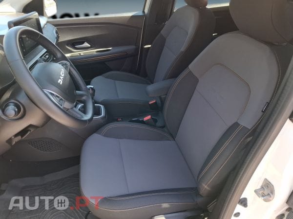 Dacia Jogger Eco-G 120 Bi-Fuel Extreme 7 lugares