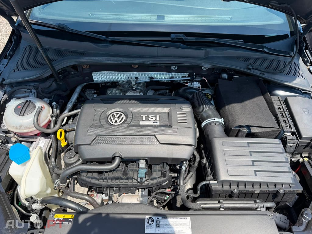 Volkswagen Golf 2.0 TSI R DSG