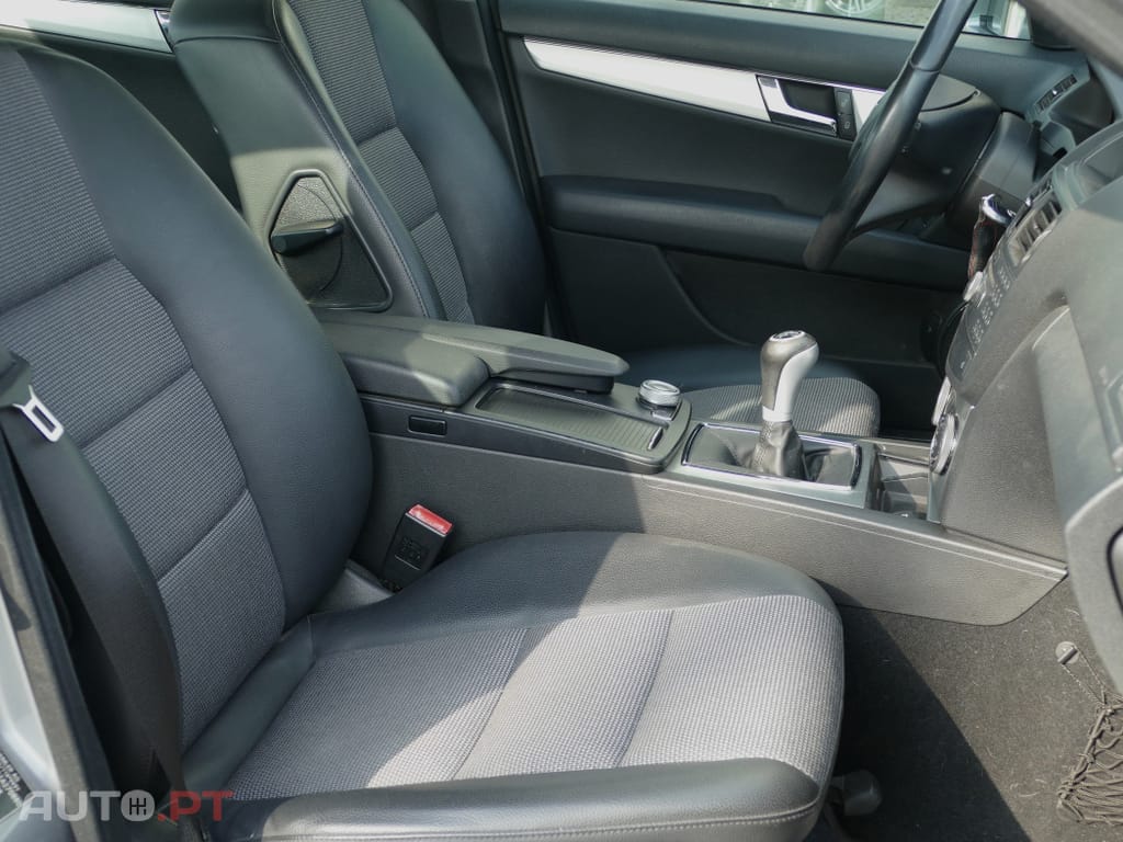 Mercedes-Benz C 250 CDi Avantgarde BlueEfficiency