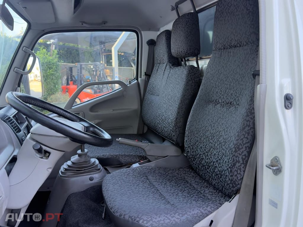 Toyota Dyna TOLDE TIPO TIR