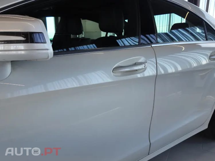 Mercedes-Benz CLS 350 CDI BlueEfficiency