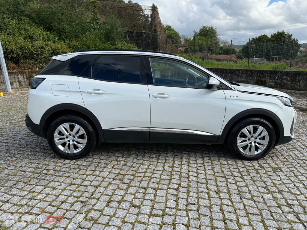 Peugeot 3008 1.5 BlueHDi Style