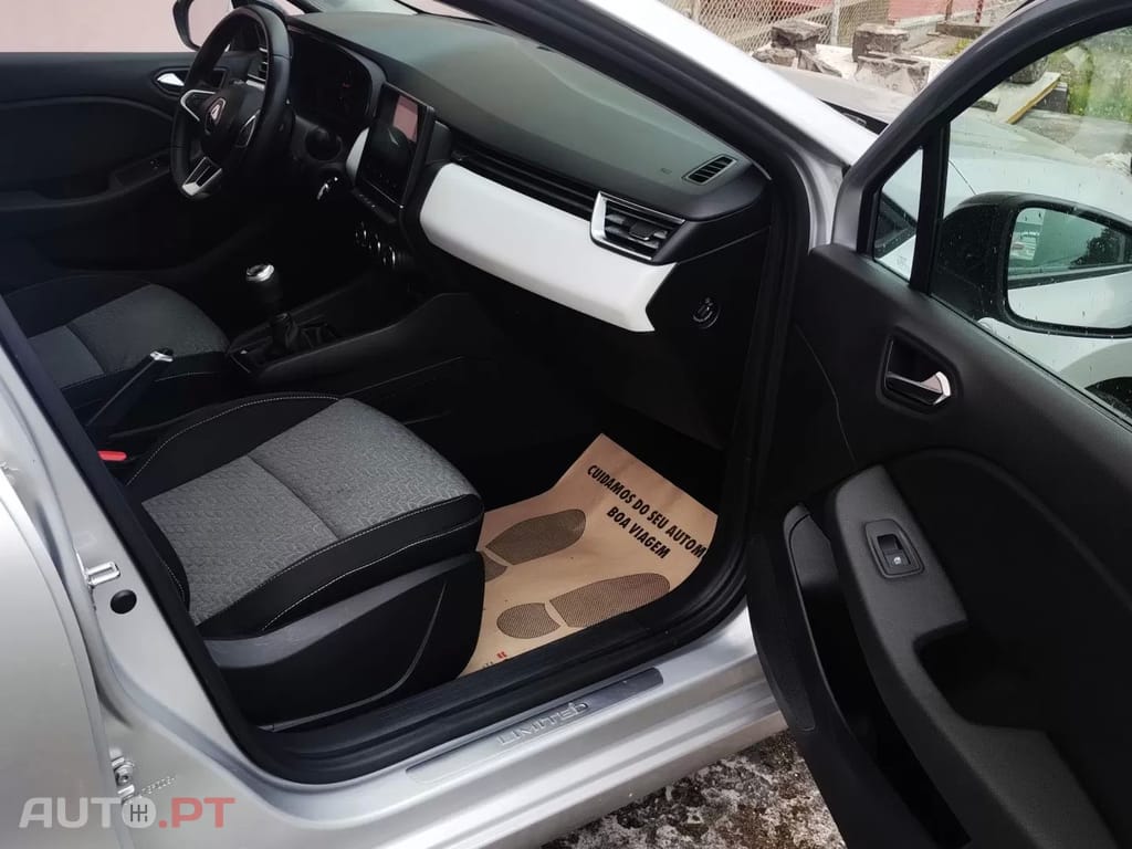 Renault Clio LImited Bi-Fuel