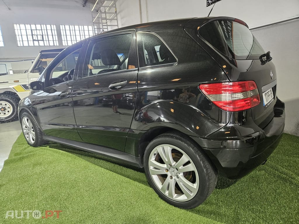 Mercedes-Benz B 180 CDi Autotronic