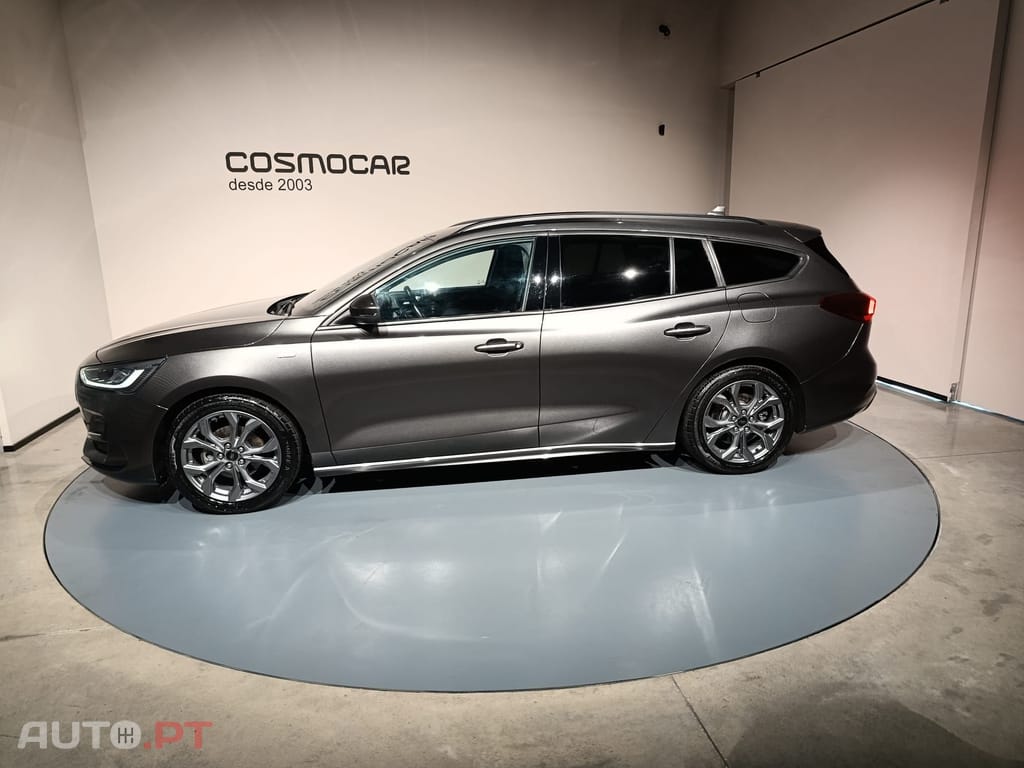 Ford Focus SW 1.0  EcoBoost  Hybrid ST-Line