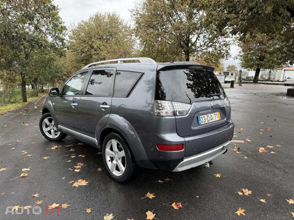 Mitsubishi Outlander 2.0 DI-D Intense 4WD