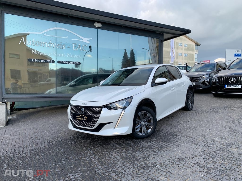 Peugeot E-208 50 kWh Allure Pack