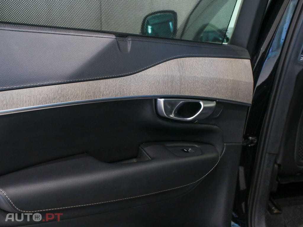 Volvo XC90 2.0 T8 PHEV Core AWD