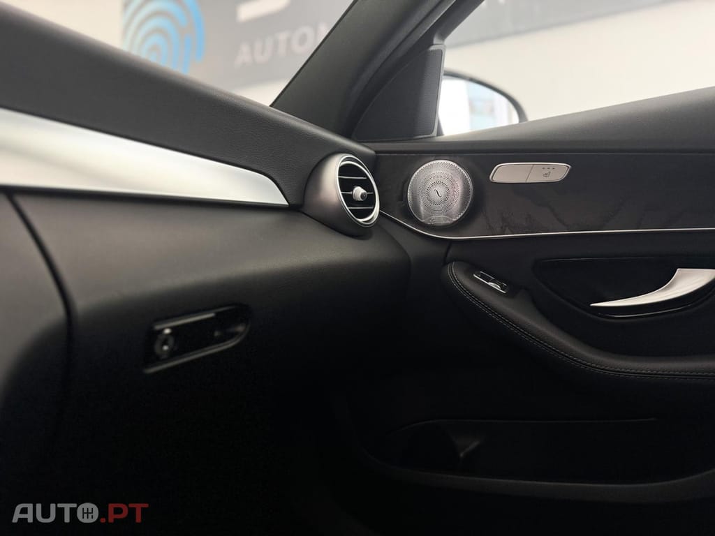 Mercedes-Benz C 300 de Avantgarde