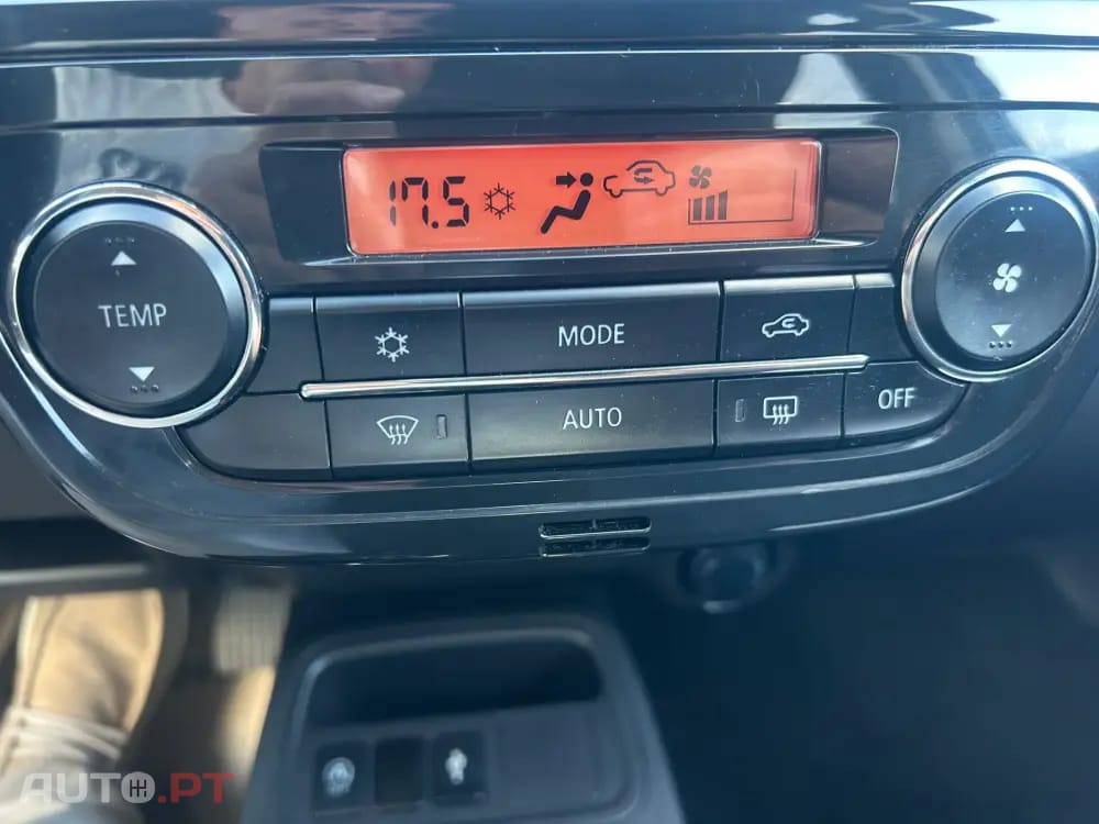 Mitsubishi Space Star 1.2 Connect Edition