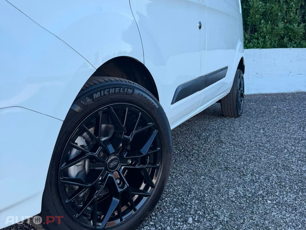 Ford Transit Custom LONGA