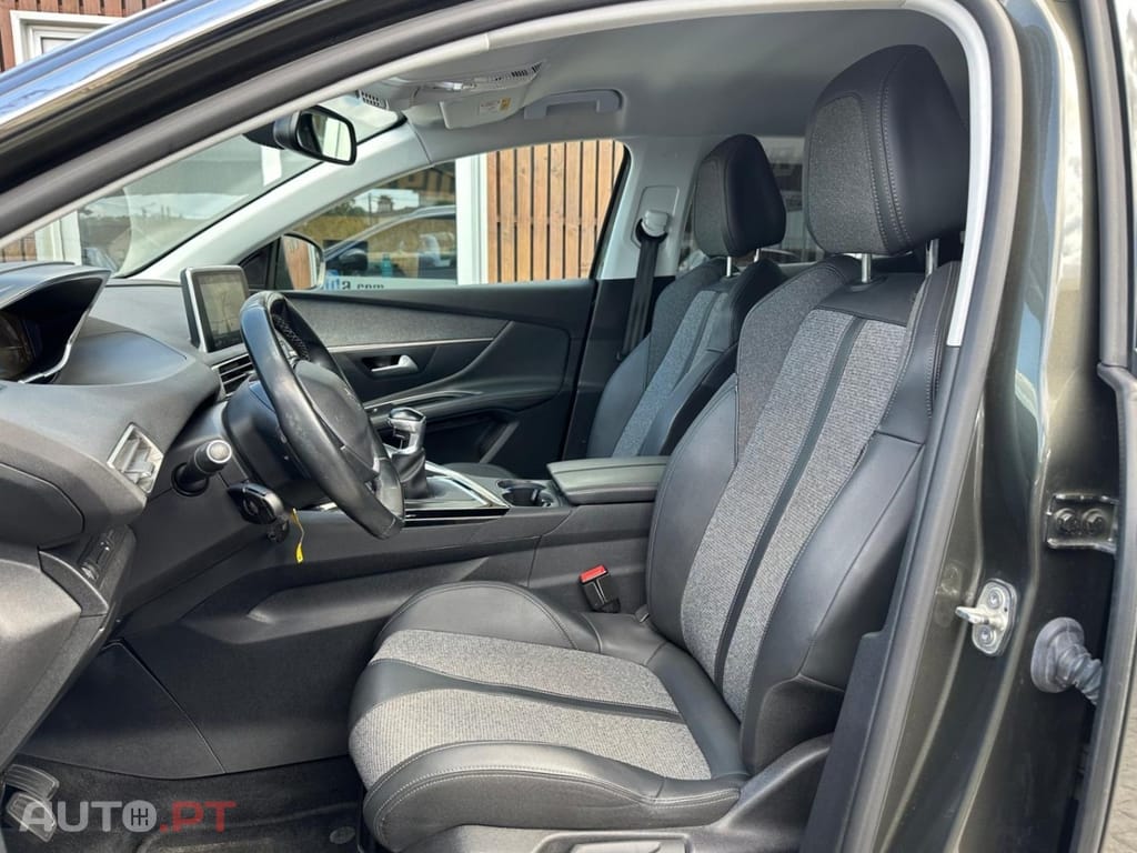 Peugeot 3008 1.5 BlueHDi Allure