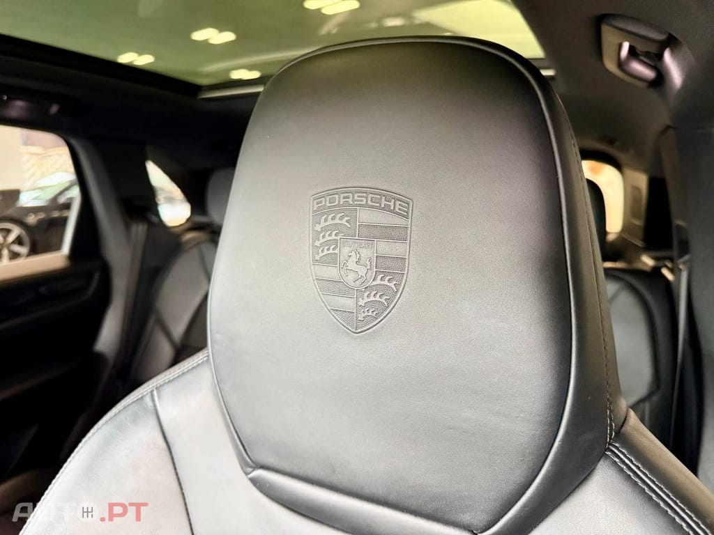 Porsche Cayenne V6