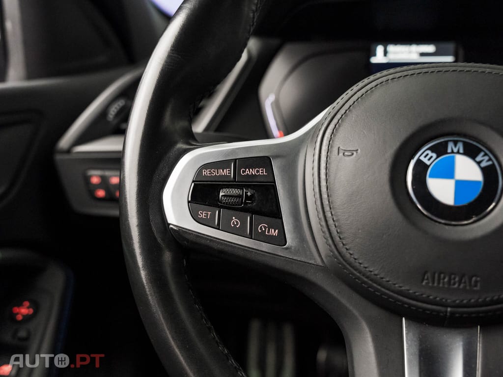 BMW 116 d Pack Desportivo M