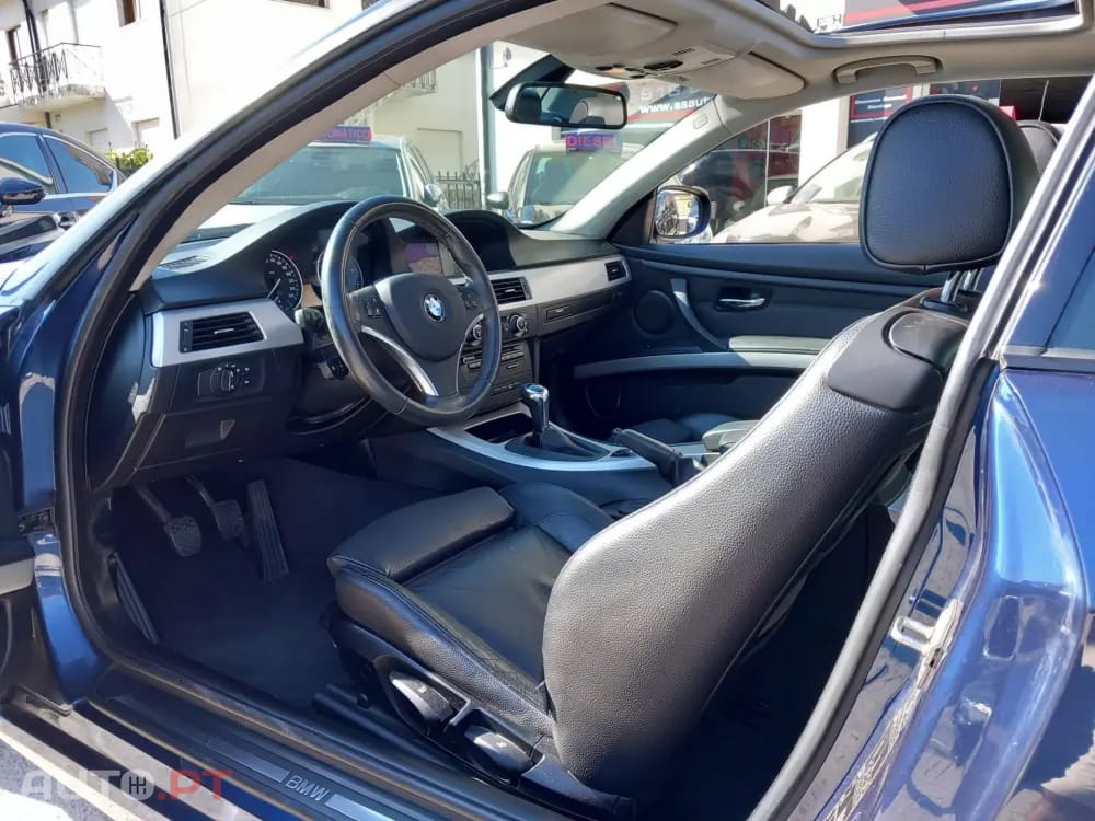 BMW 320 i Coupe